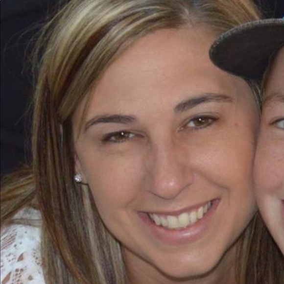 Meet your Posher, Kara - Picture 1 of 1